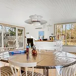 Elisabete - 200m To The Fjord By Interhome * Fur